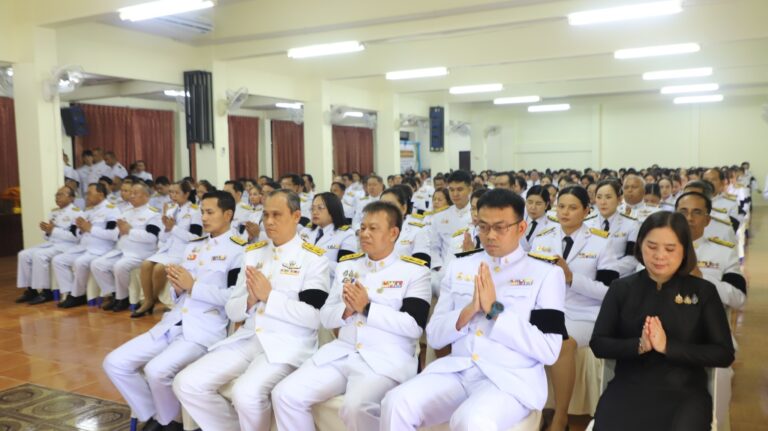 ผู้อำนวยการสำนักตรวจเงินแผ่นดินจังหวัดกระบี่มอบหมายบุคลากรเข้าร่วมพิธีบำเพ็ญกุศลในวาระครบ 15 วัน